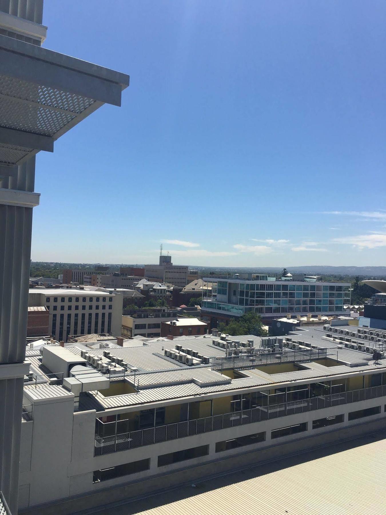 Luxury In The Sky On Hindmarsh Square Adelaide Exterior foto