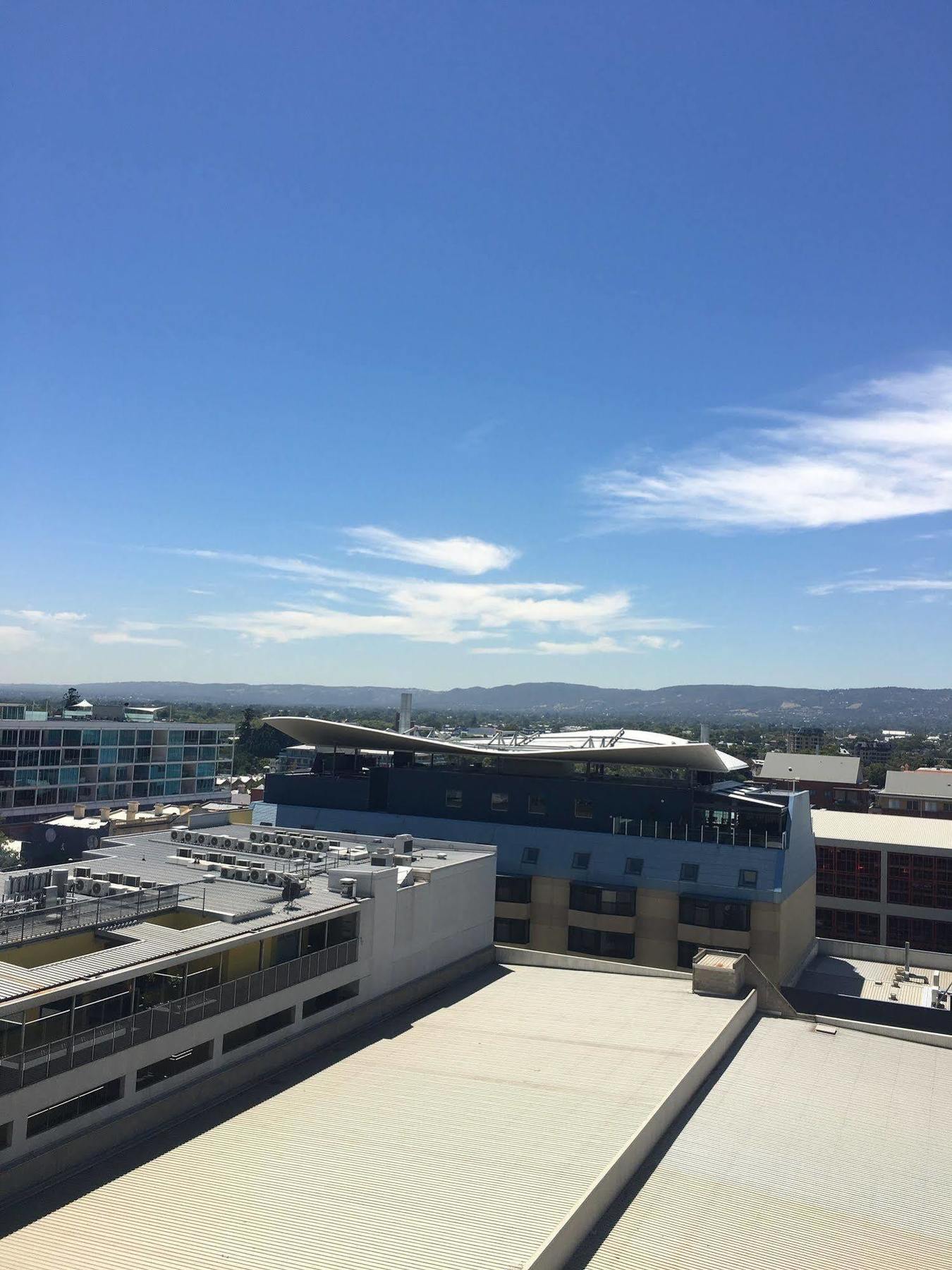Luxury In The Sky On Hindmarsh Square Adelaide Exterior foto